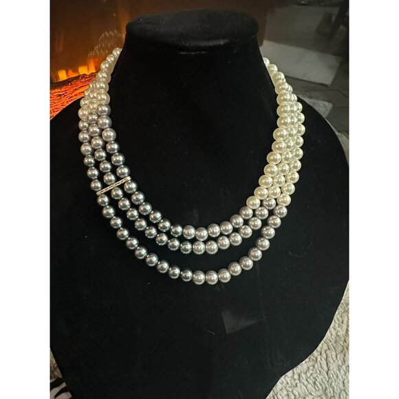 Paparazzi Pearl & Silver Tone Bead Necklace &‎ Earrings Set - Picture 1 of 6